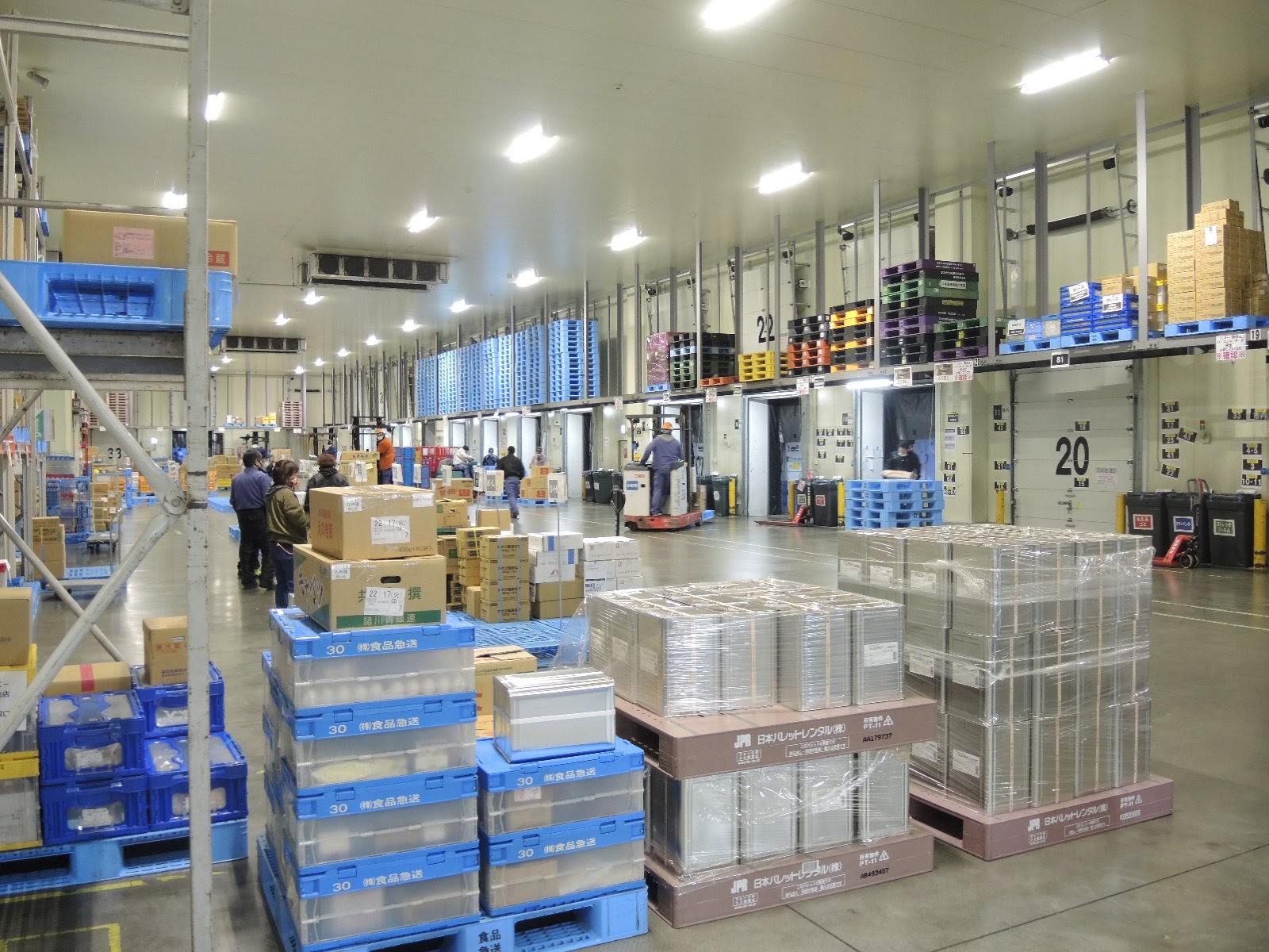 食品急送、電力を自動で最適化　停電対応へ自家発電機導入