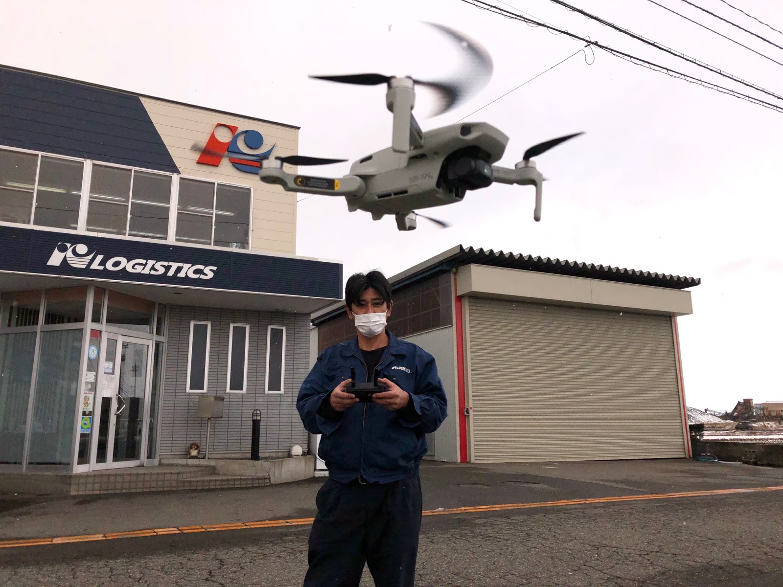 アイシー物流、倉庫修理にドローン活用　屋根・外壁を映像で確認