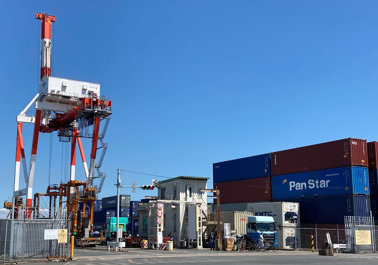 東京港埠頭＆都／混雑「見える化」実証、ＣＴ渋滞解消に期待の声　システムが解決の糸口に