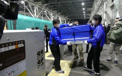 北海道の貨客混載、バス区間は半数以上休止　ダイヤ・生産性が理由　「新幹線活用」本格化