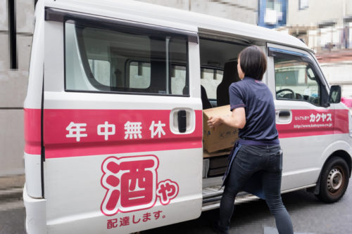 カクヤス　コロナを機に自社物流でＥＣ通販事業を強化