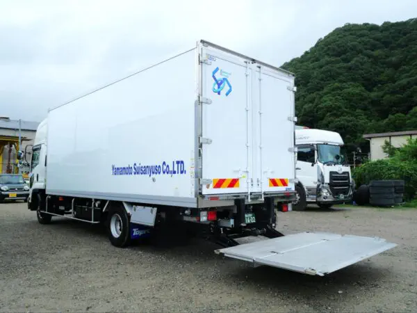 広島／トラック向け自治体補助、事業者の利用広がる　テールリフトや環境対策　女性雇用へ職場整備