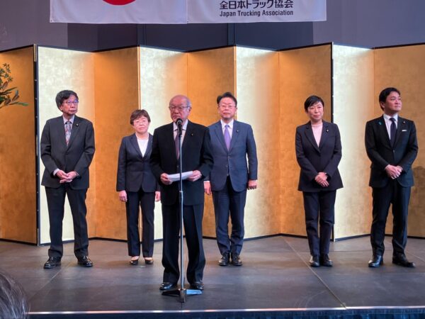 特別国会開会「軽油暫定税率」、廃止先送りの可能性　交付金改正案 再提出へ調整