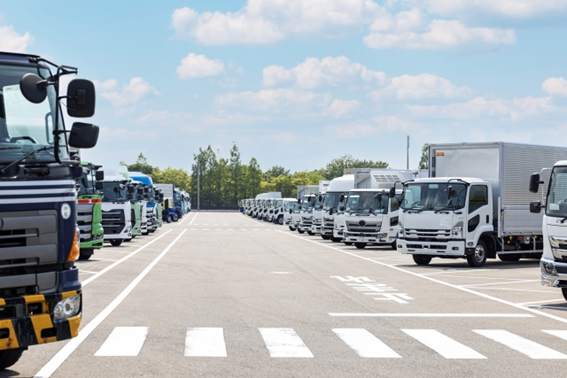 中間点呼が必要な運行とは？具体的なケースや負担を軽減する方法を解説